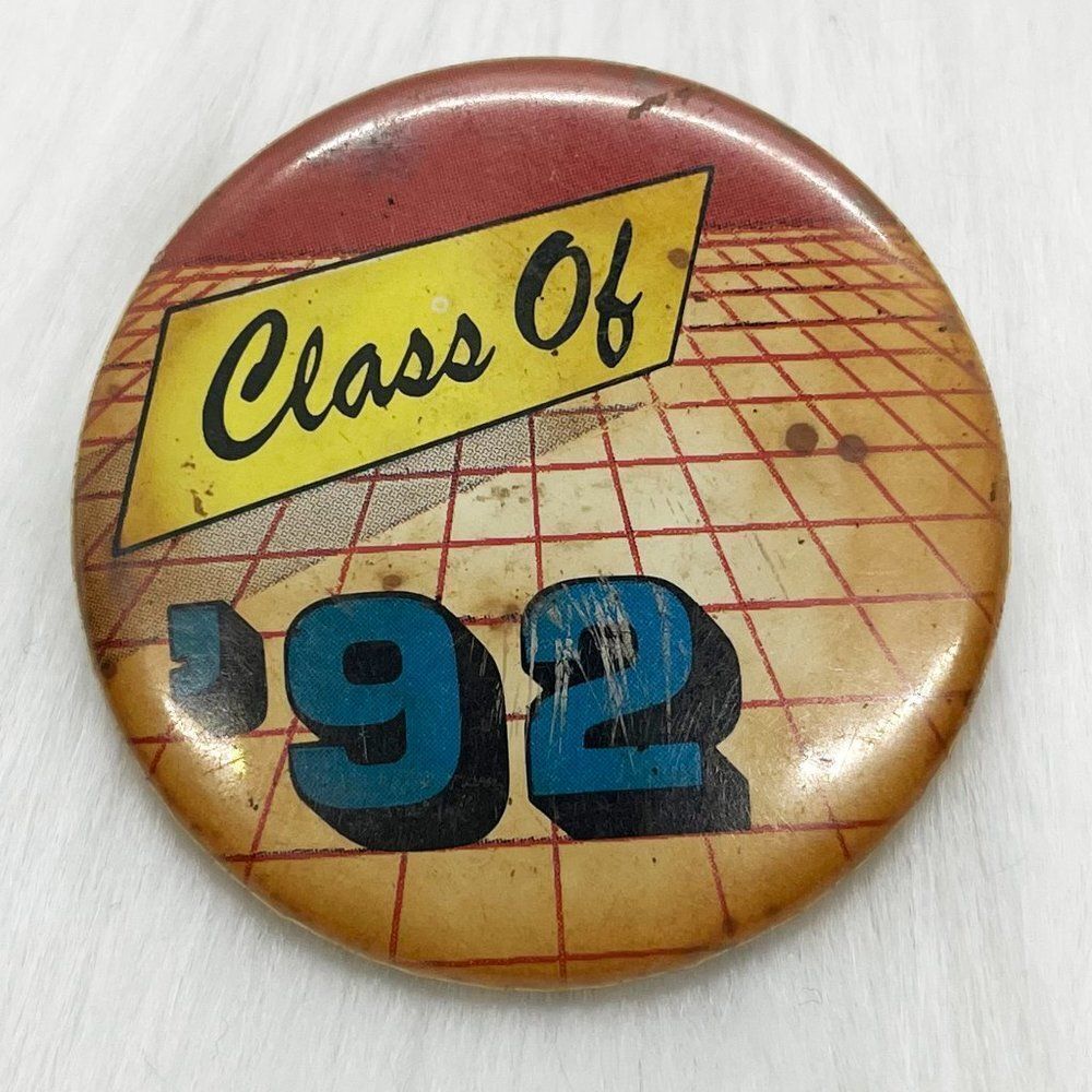 🔮 5/$25 Vintage Class of 92 Pin‎